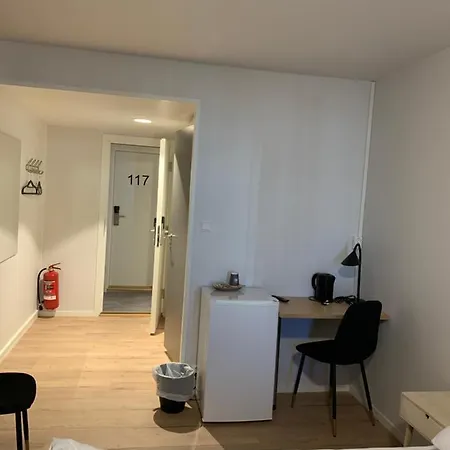 Πανσιόν Sentrum 3*