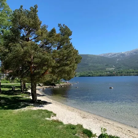 Sentrum Πανσιόν 3*