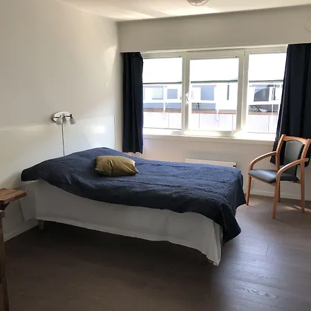 Sentrum Gasthof Husnes