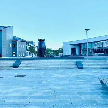 Sentrum Gasthof Husnes